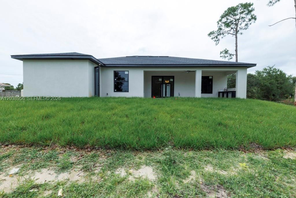 814 Calyton Ave , Lehigh Acres, FL 33972 Photo