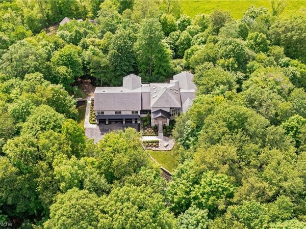 5031 Stone Ridge Drive , Richfield, OH 44286