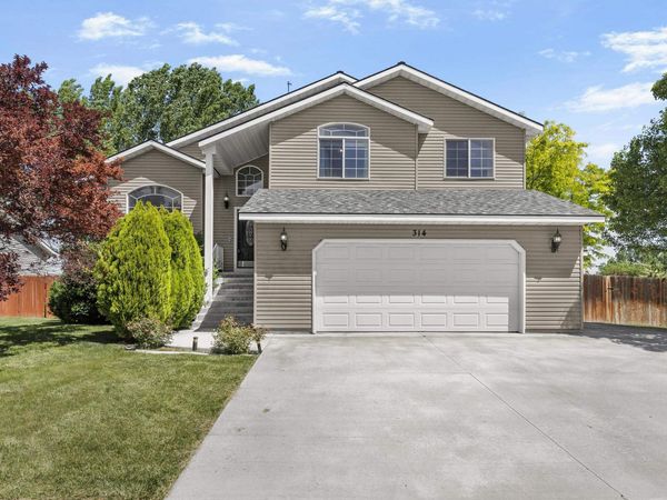 314 Jacob, Chubbuck, ID 83202