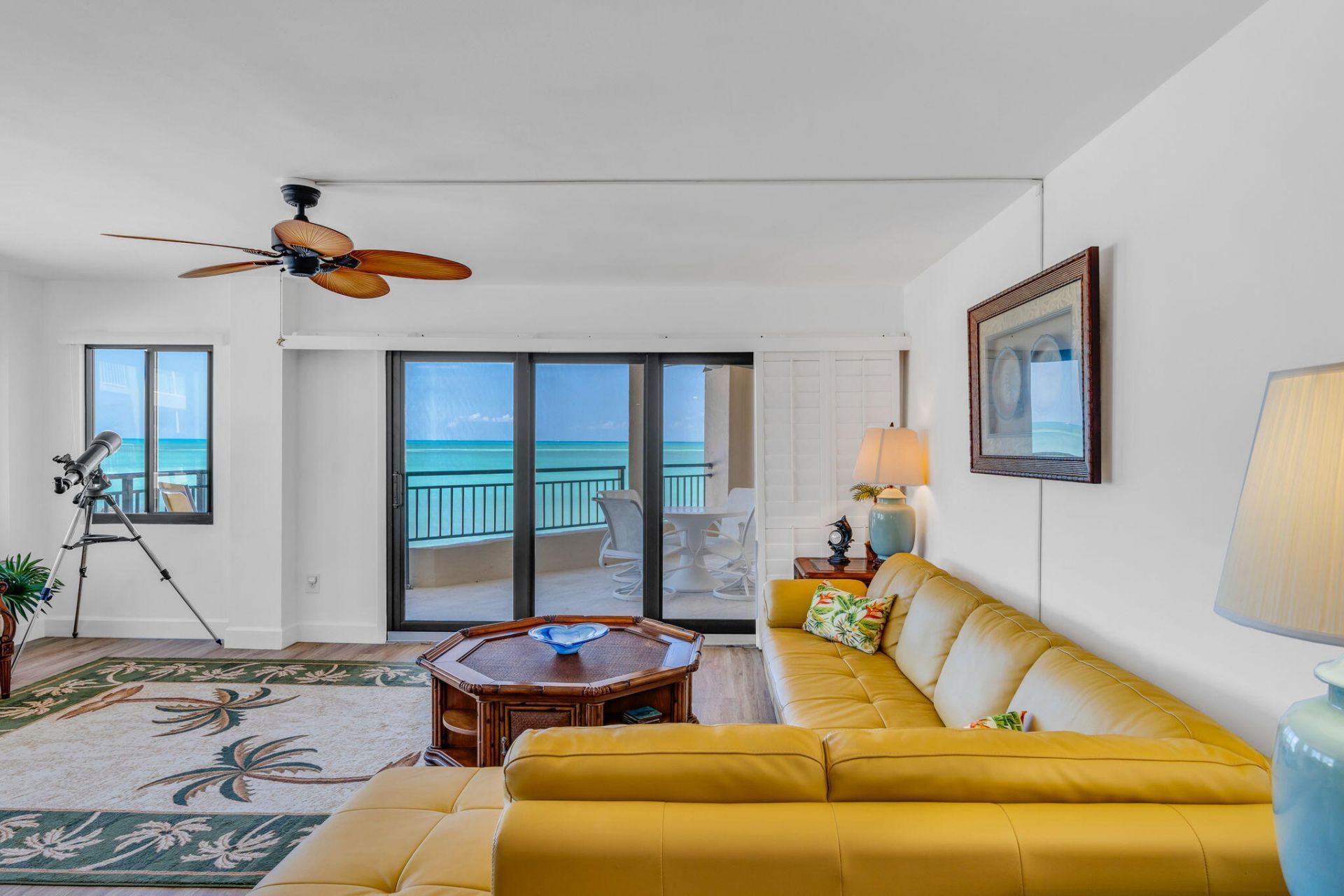 1001 W Ocean Drive, Unit 1-202, Key Colony, FL 33051 Photo