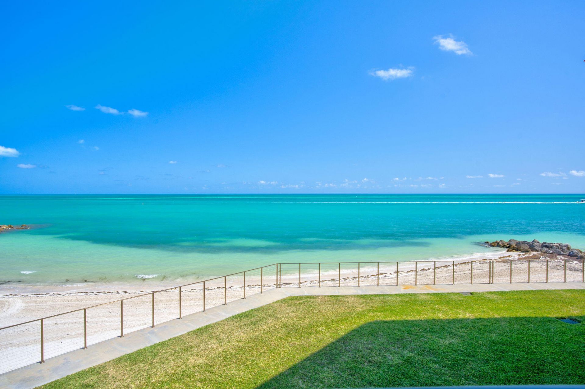 1001 W Ocean Drive, Unit 1-202, Key Colony, FL 33051 Photo