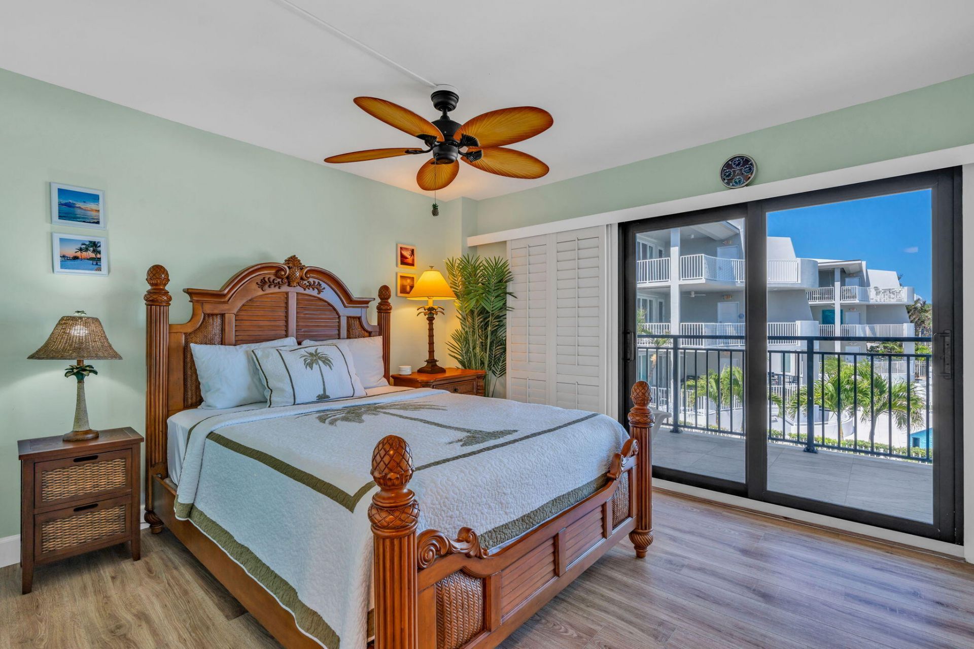 1001 W Ocean Drive, Unit 1-202, Key Colony, FL 33051 Photo