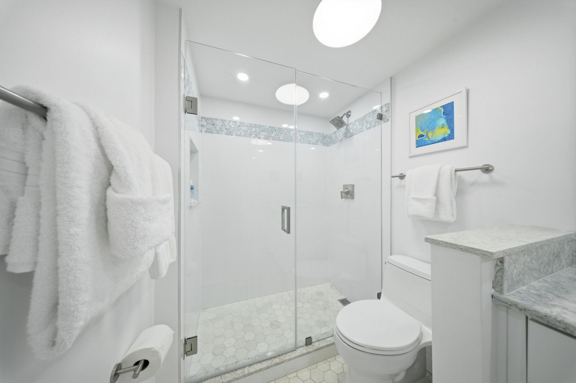 1001 W Ocean Drive, Unit 1-202, Key Colony, FL 33051 Photo