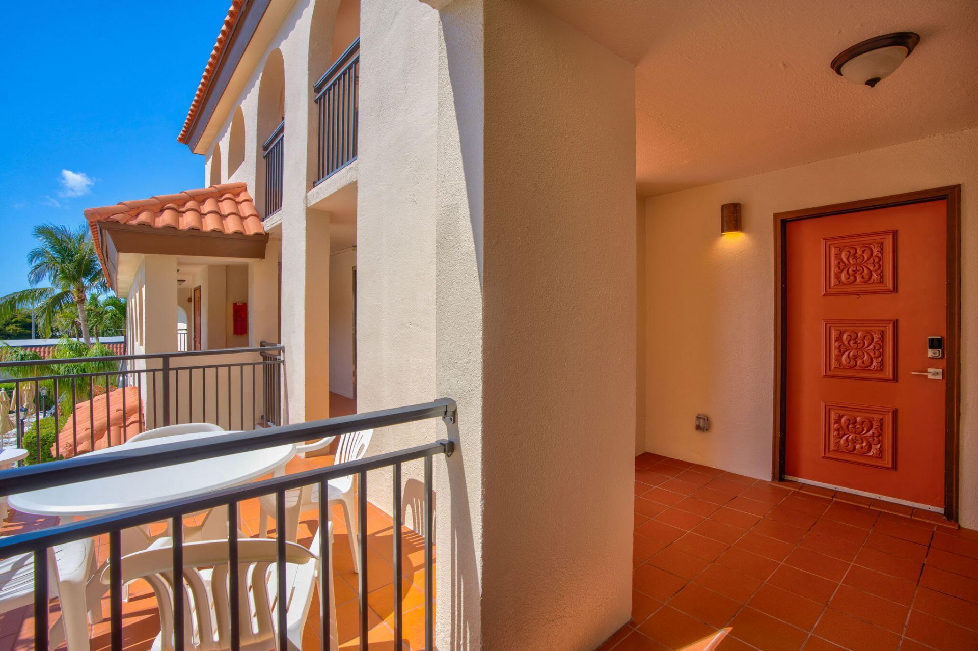 1001 W Ocean Drive, Unit 1-202, Key Colony, FL 33051 Photo
