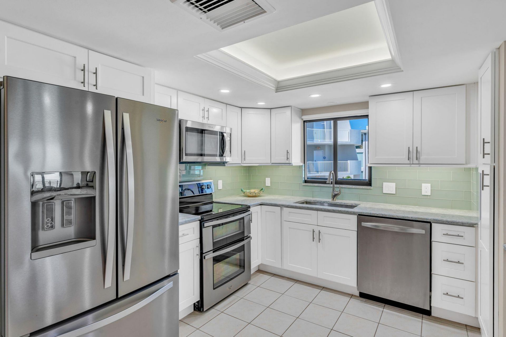 1001 W Ocean Drive, Unit 1-202, Key Colony, FL 33051 Photo