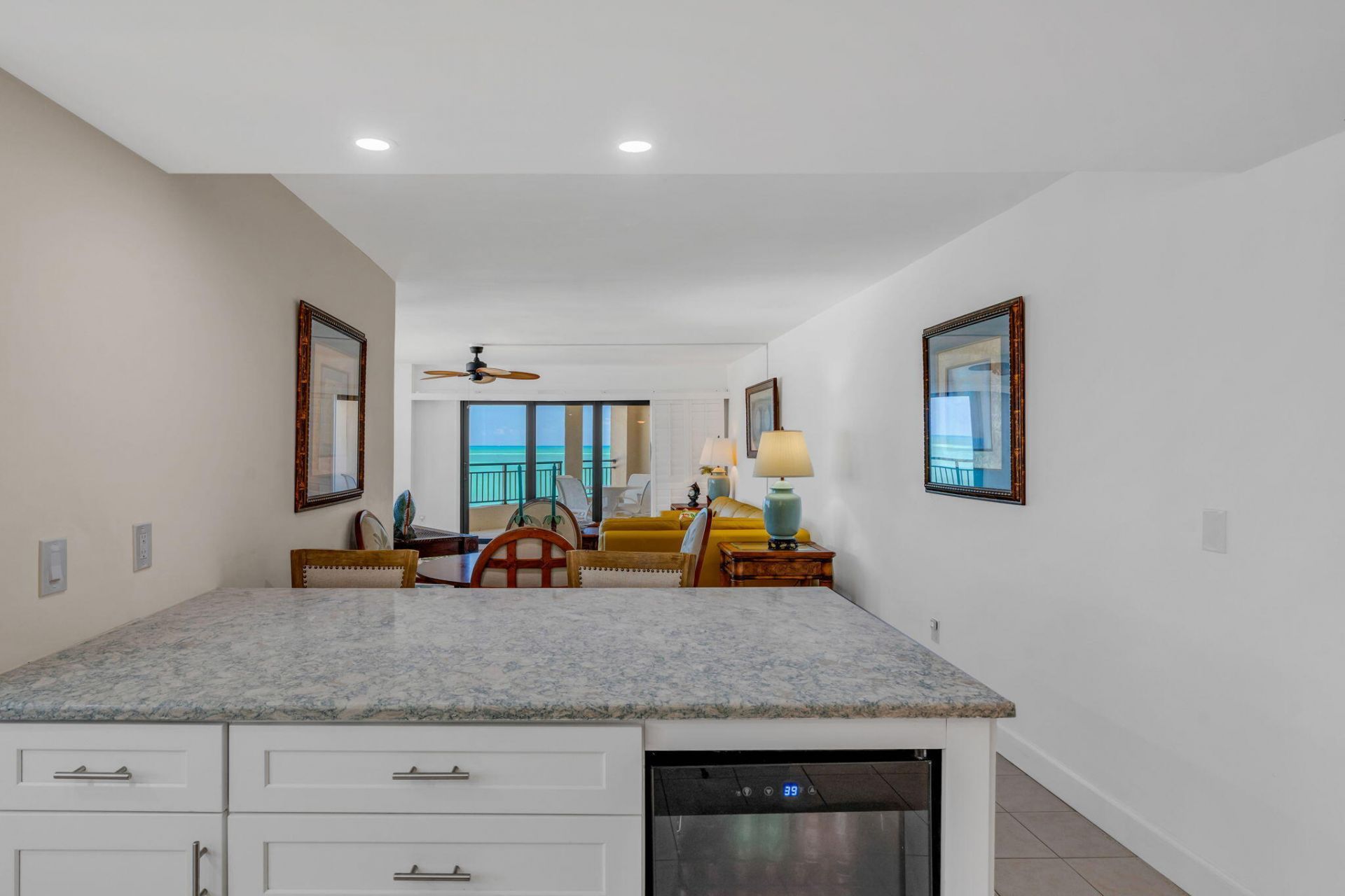 1001 W Ocean Drive, Unit 1-202, Key Colony, FL 33051 Photo