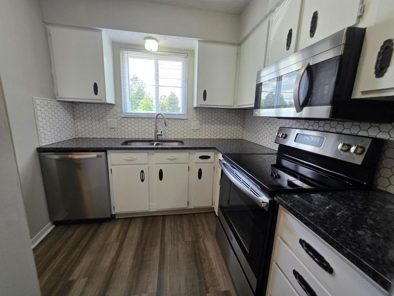942 S Spring Road , Westerville, OH 43081 Photo 7