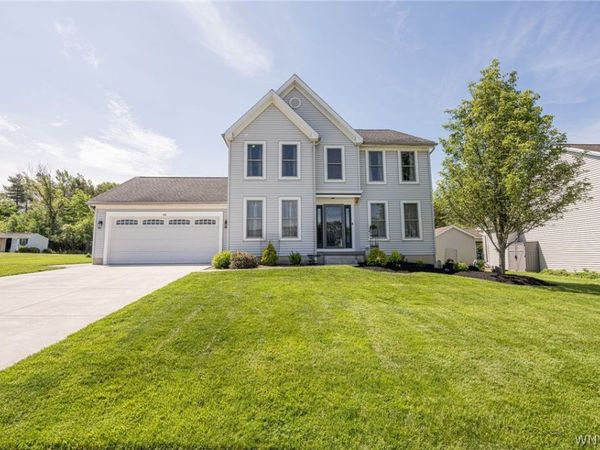 34 Pine Valley Court , Buffalo, NY 14224