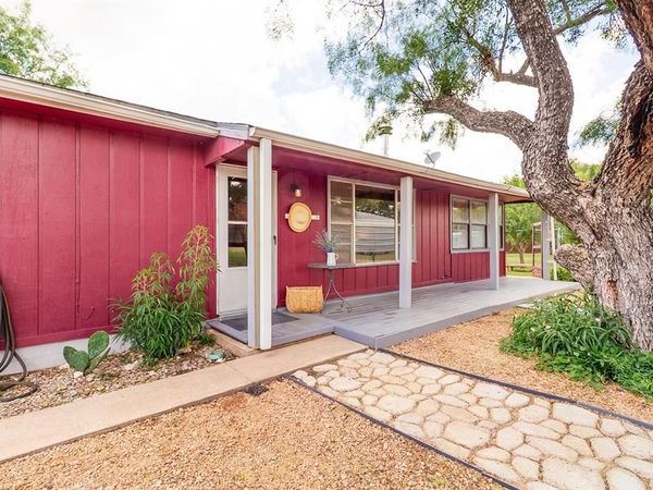 207 Center, Brady, TX 76825