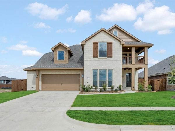 221 Fireberry Drive, Glenn Heights, TX 75154