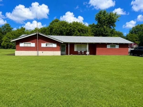 2941 Highway 62 N, Orange, TX 77632