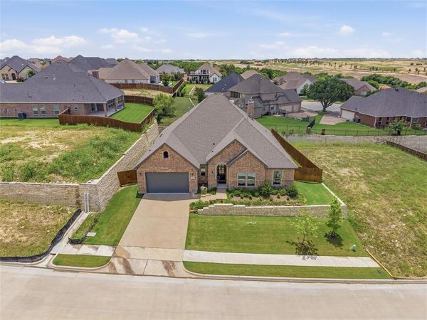 8110 Spanish Hills Drive, Benbrook, TX 76126