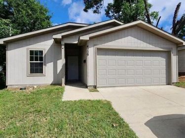 4229 Spring Avenue, Dallas, TX 75210