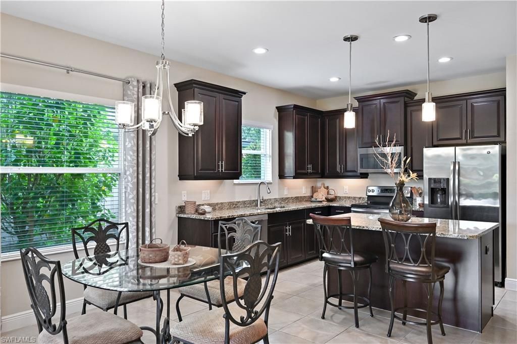 3571 Canopy Cir, Naples, FL 34120 Photo