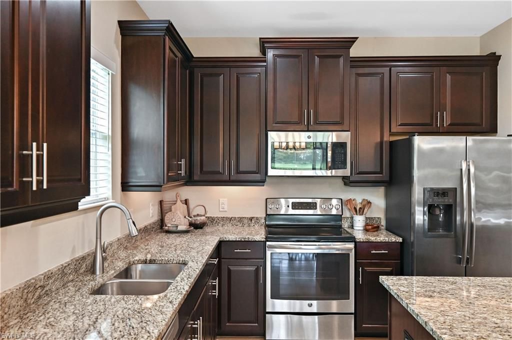 3571 Canopy Cir, Naples, FL 34120 Photo