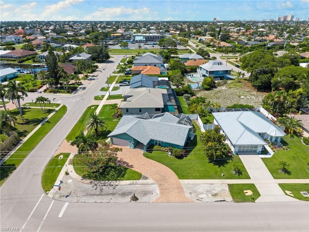 1513 Bermuda Rd, Marco Island, FL 34145 Photo