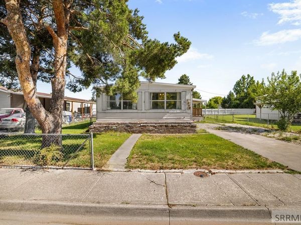 3665 E Upland Street, IDAHO FALLS, ID 83401