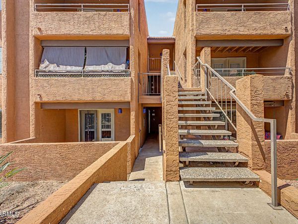 4704 E PARADISE VILLAGE Parkway N, Unit 121, Phoenix, AZ 85032