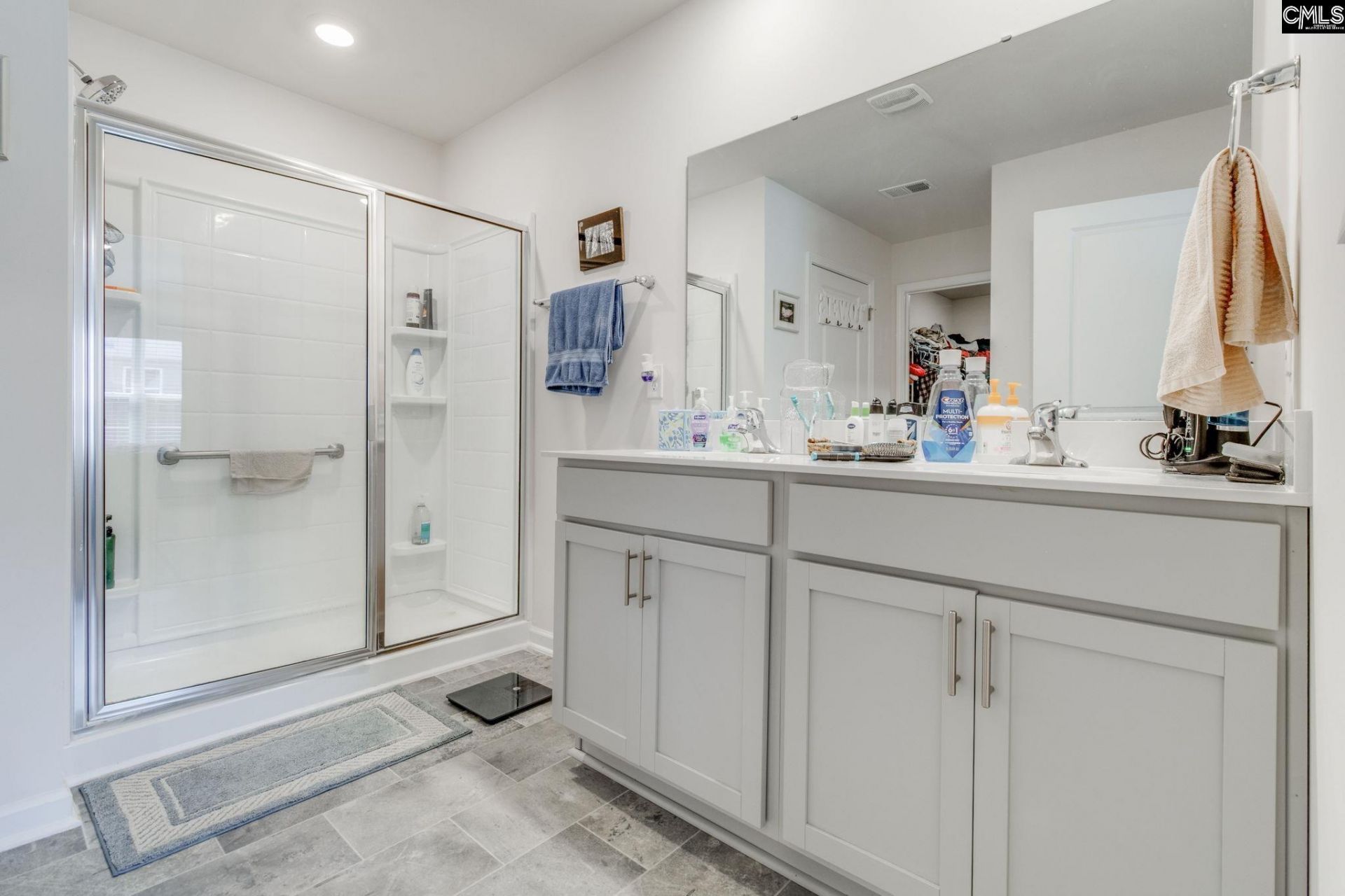328 Sheila Silver Drive  Photo 17