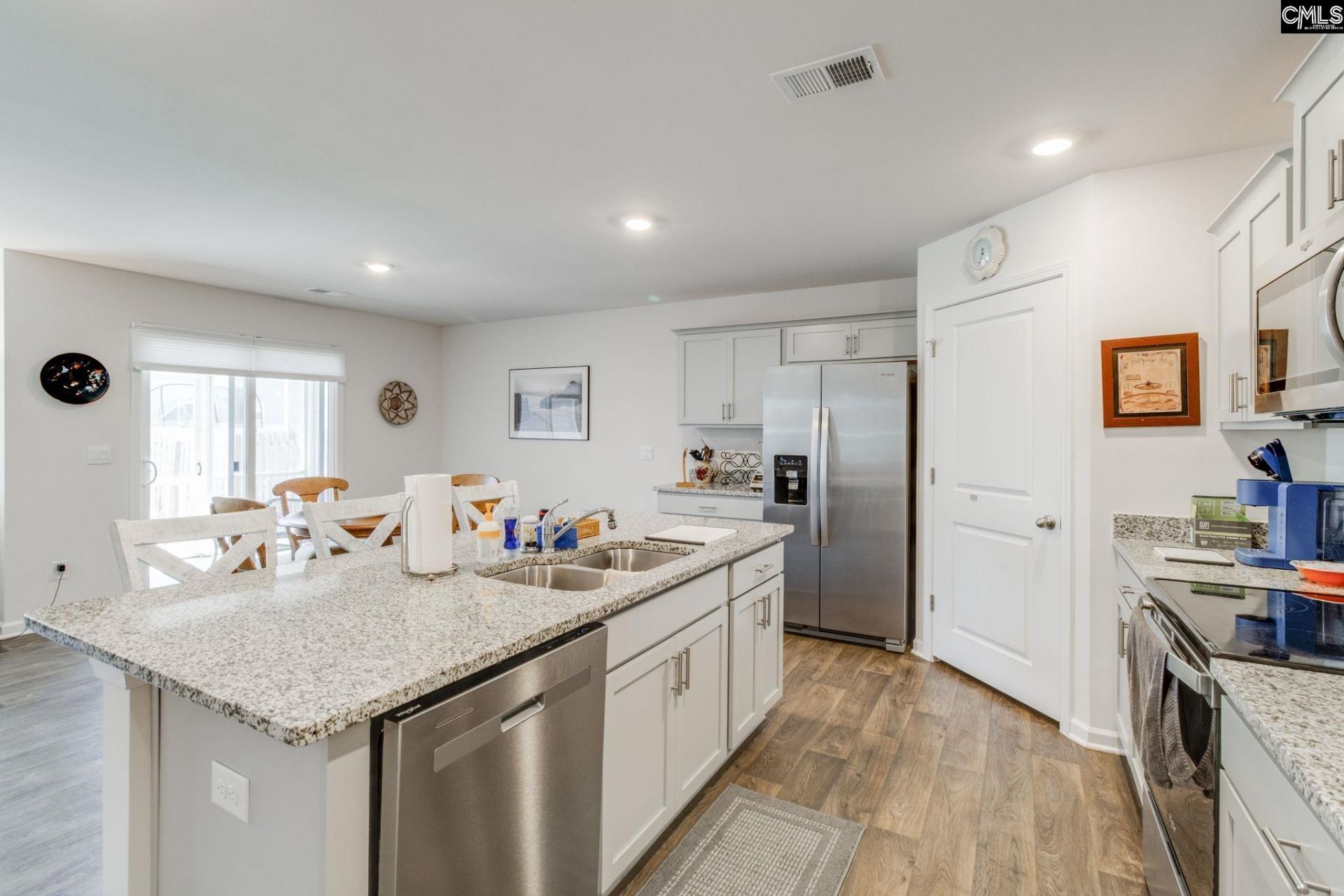 328 Sheila Silver Drive  Photo 6