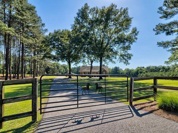 307 Old Bush River Road , Chapin, SC 29036