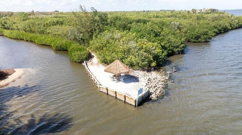 5740 Marina Drive, Unit 2, Sebastian, FL 32958 Photo