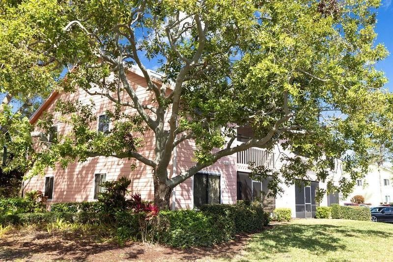 5740 Marina Drive, Unit 2, Sebastian, FL 32958 Photo