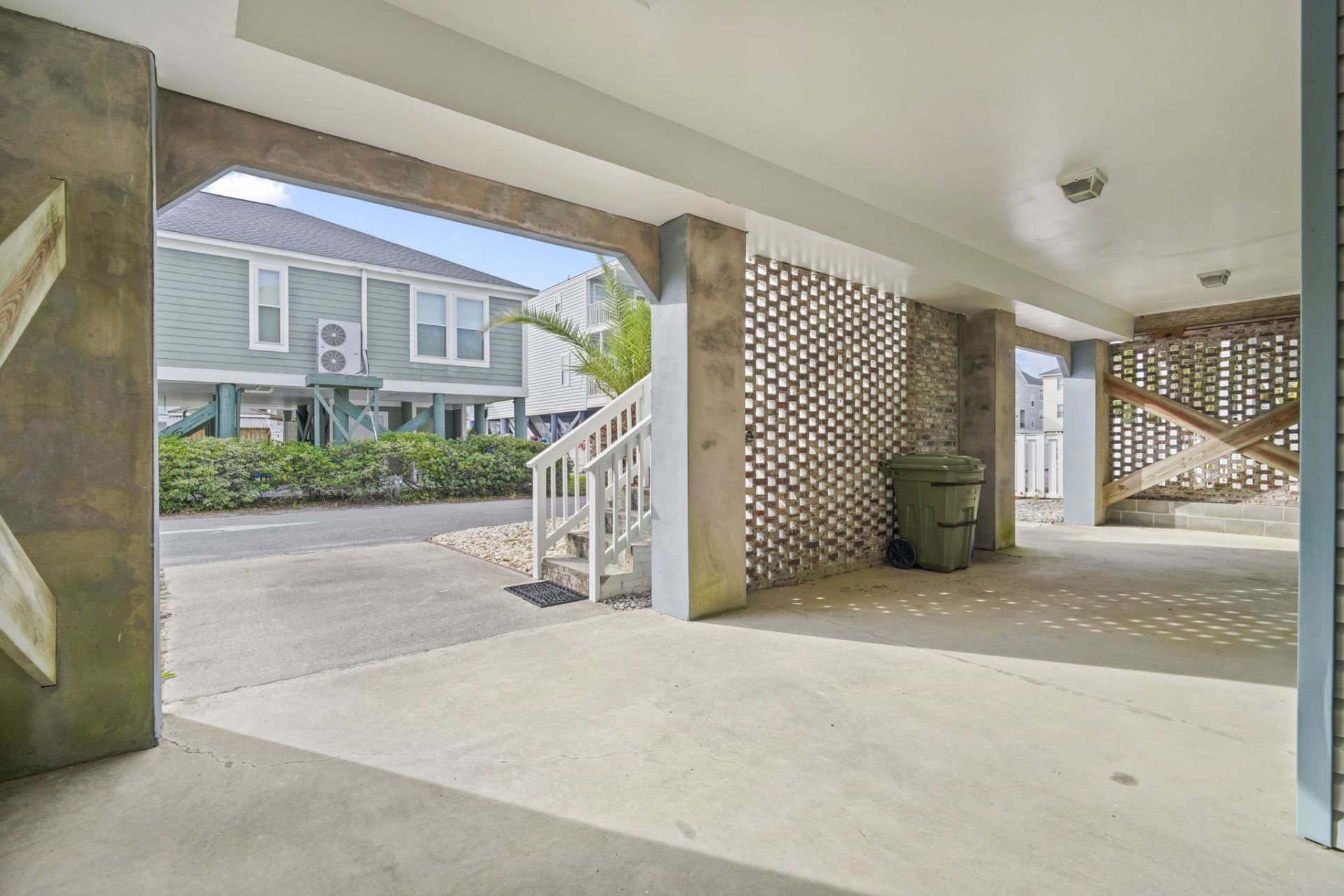 515 S Seaside Dr. Photo 36