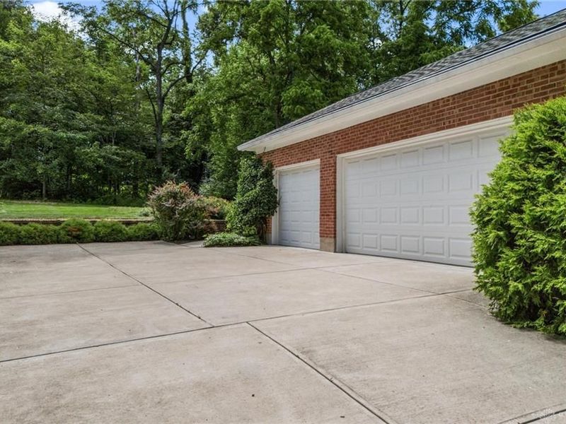 365 Twelve Oaks Trail, Beavercreek, OH 45434 Photo 4