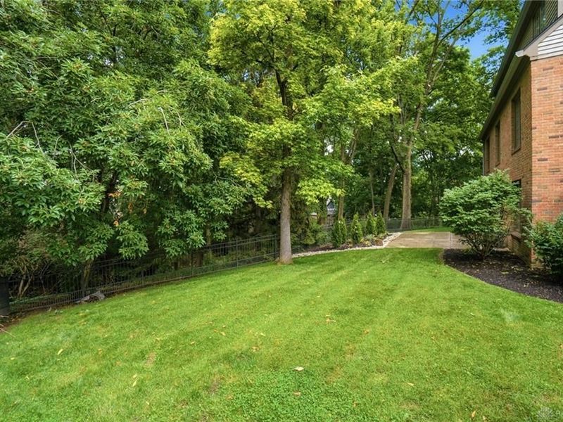 772 W Plantation Lane, Kettering, OH 45419 Photo 88
