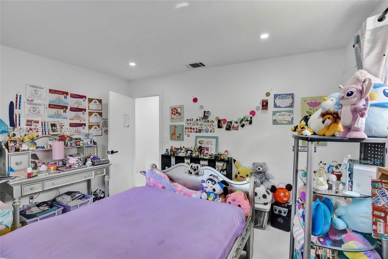 14021 Cypress Ct, Miami Lakes, FL 33014 Photo