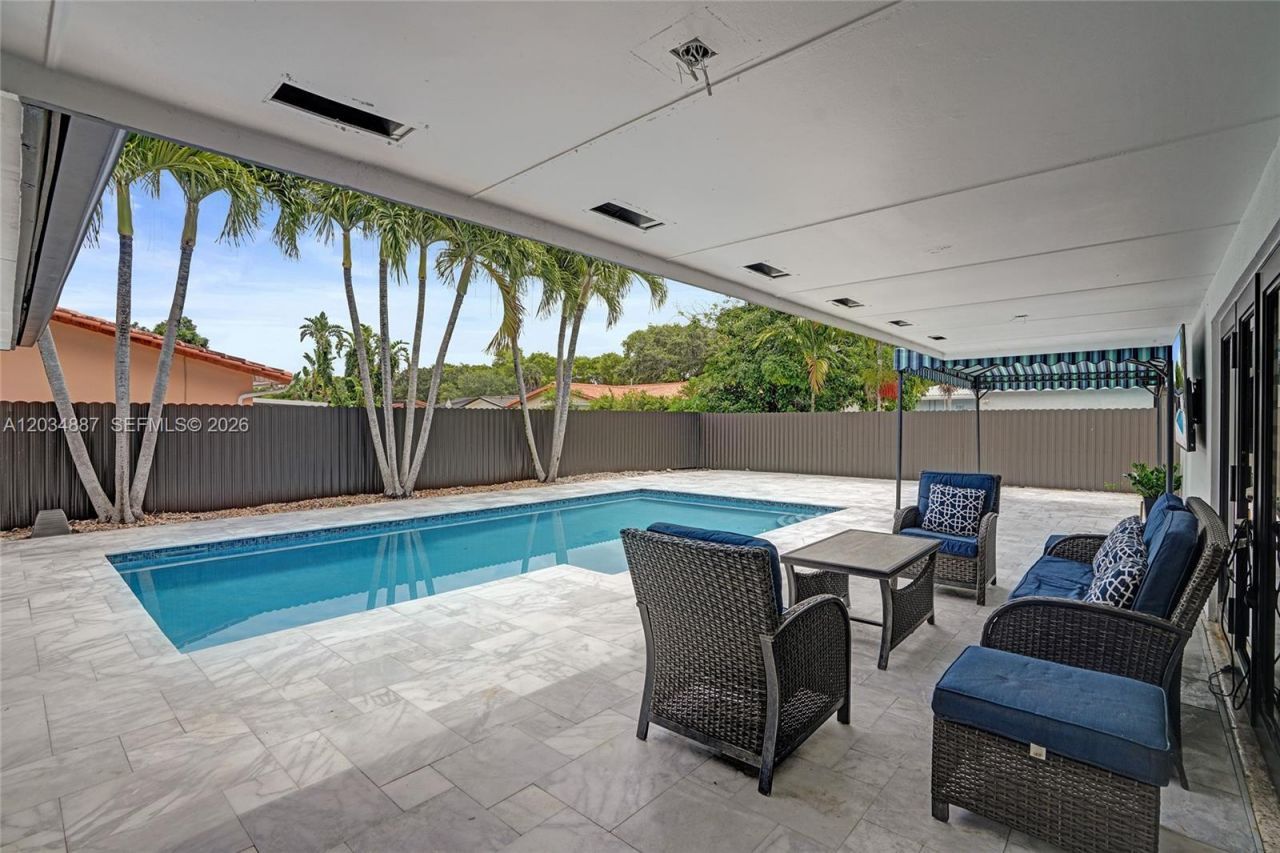 14021 Cypress Ct, Miami Lakes, FL 33014 Photo
