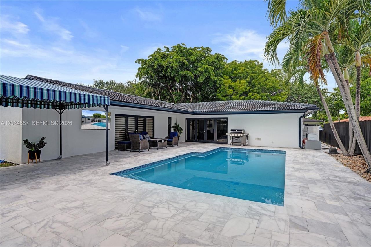 14021 Cypress Ct, Miami Lakes, FL 33014 Photo