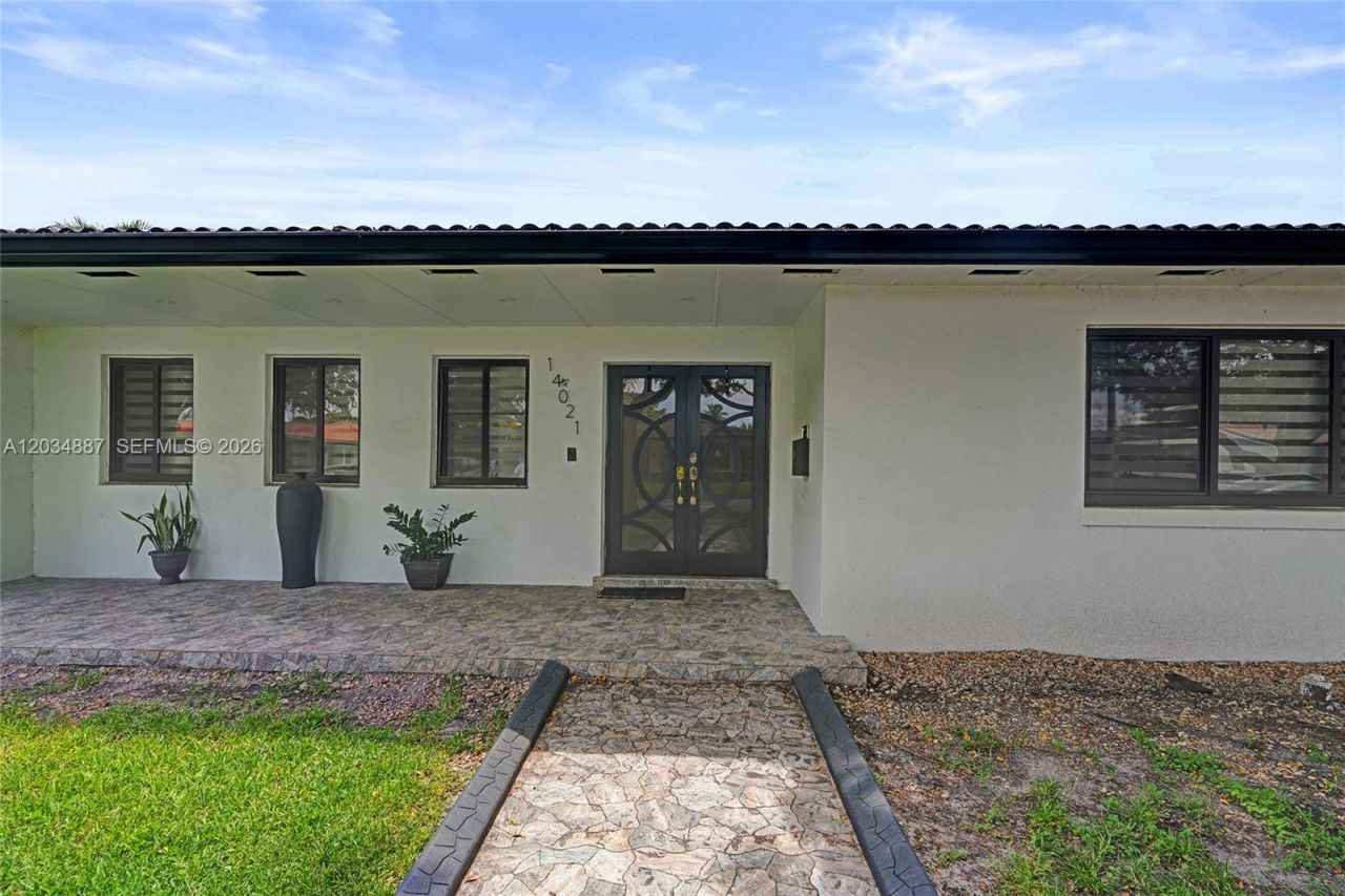 14021 Cypress Ct, Miami Lakes, FL 33014 Photo