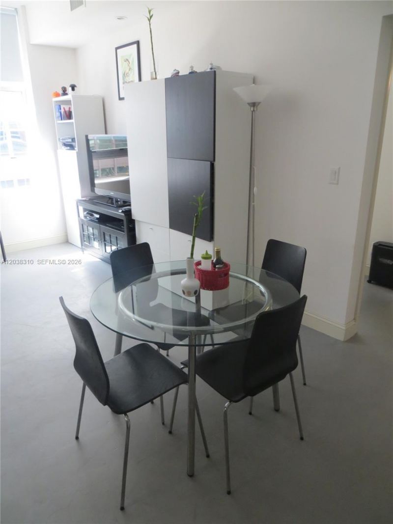 111 E Flagler St , Unit 503, Miami, FL 33131 Photo