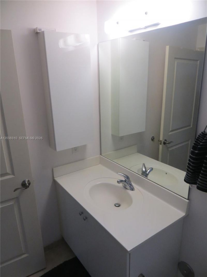 111 E Flagler St , Unit 503, Miami, FL 33131 Photo