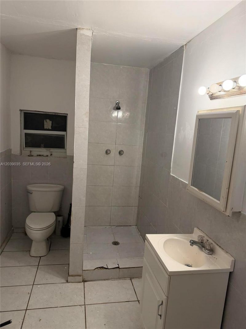 1885 NW 113th Ter, Miami, FL 33167 Photo