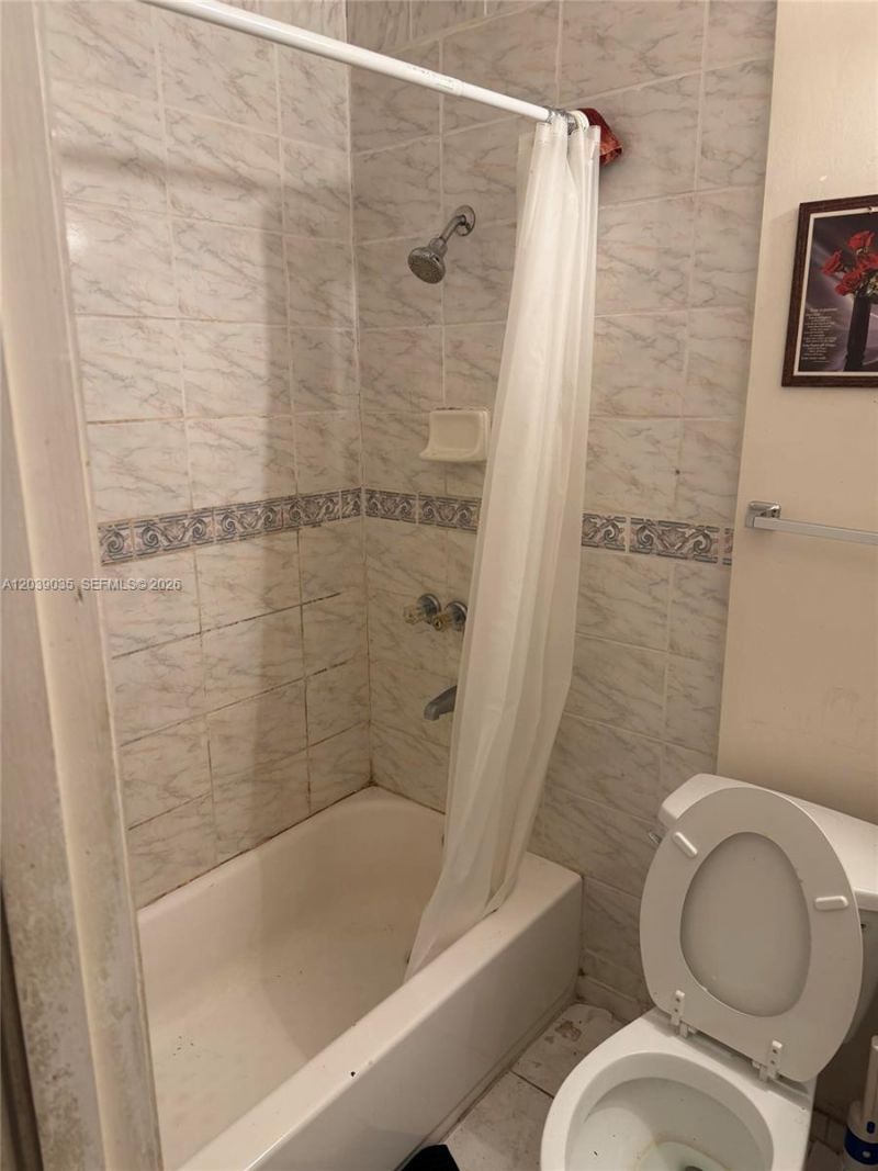 1885 NW 113th Ter, Miami, FL 33167 Photo