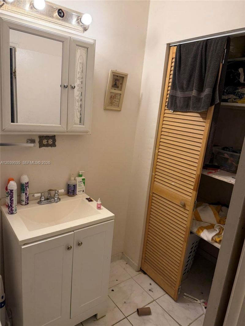 1885 NW 113th Ter, Miami, FL 33167 Photo