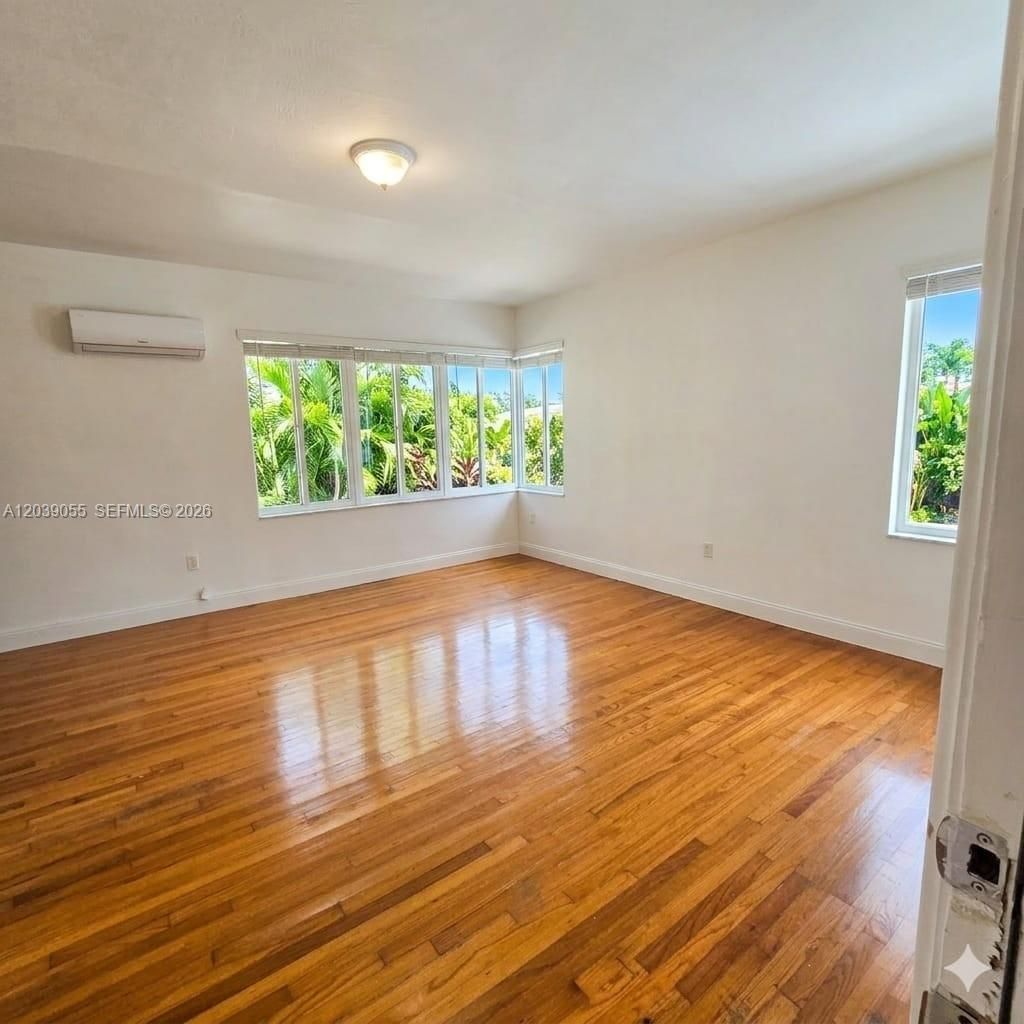 7936 Harding Ave , Unit 5, Miami Beach, FL 33141 Photo