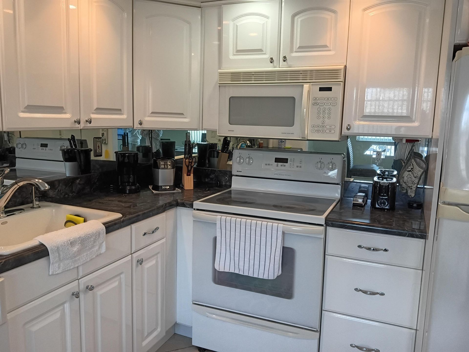 697 Flanders Drive, Delray Beach, FL 33484 Photo
