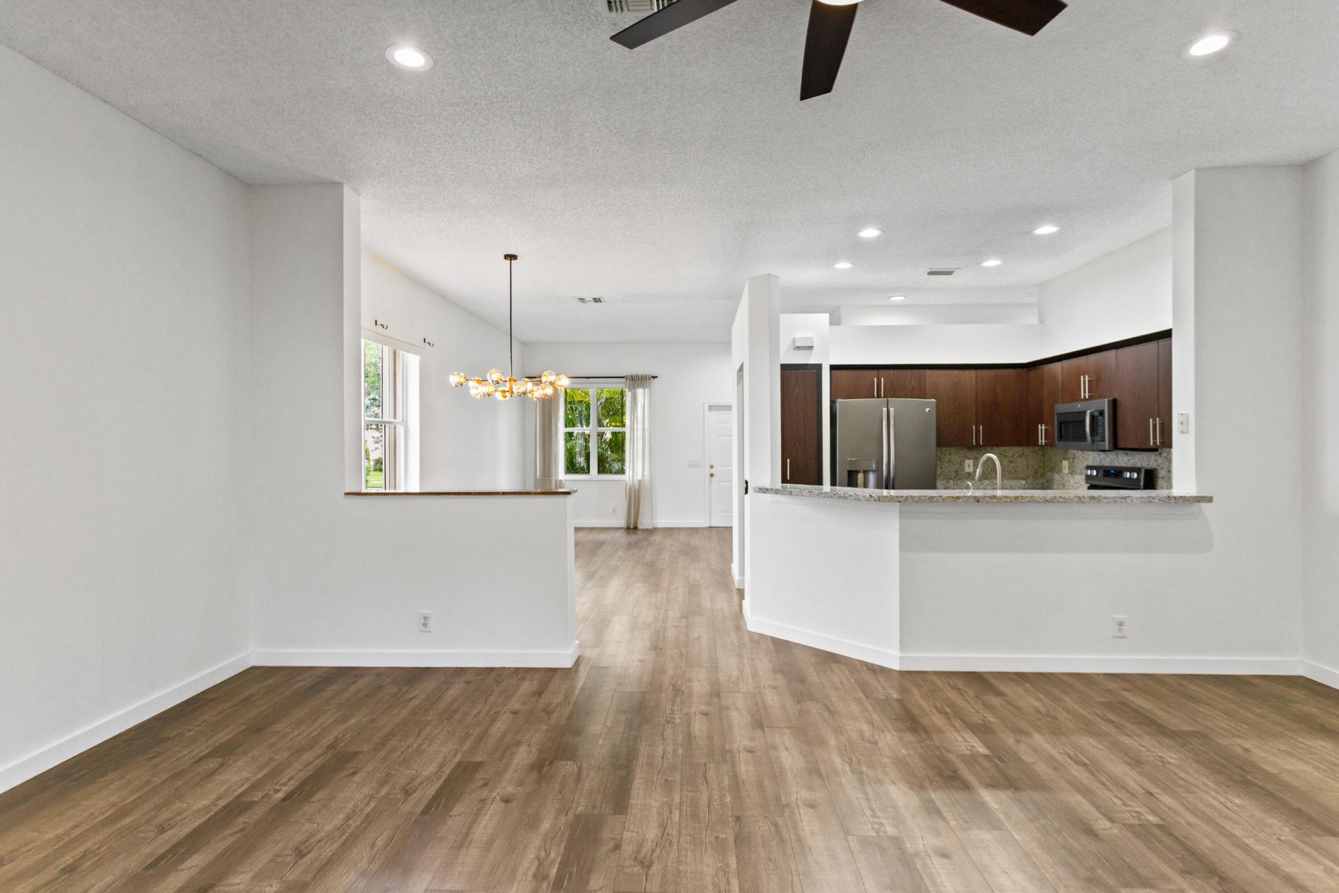 1071 Bluewood Terrace, Weston, FL 33327 Photo