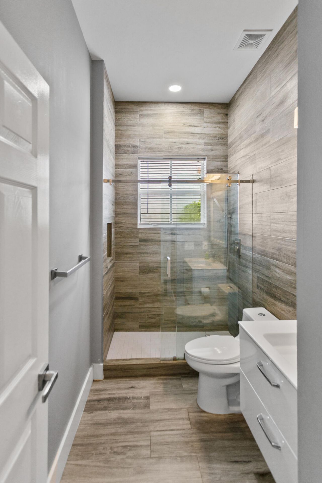 1071 Bluewood Terrace, Weston, FL 33327 Photo