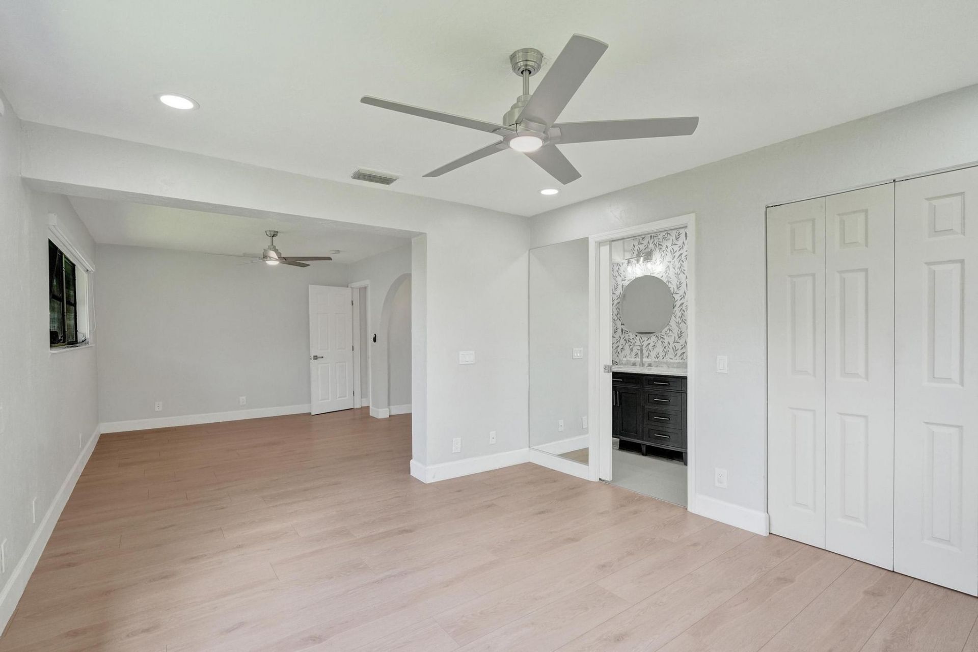 1054 Wyoming Avenue, Fort Lauderdale, FL 33312 Photo