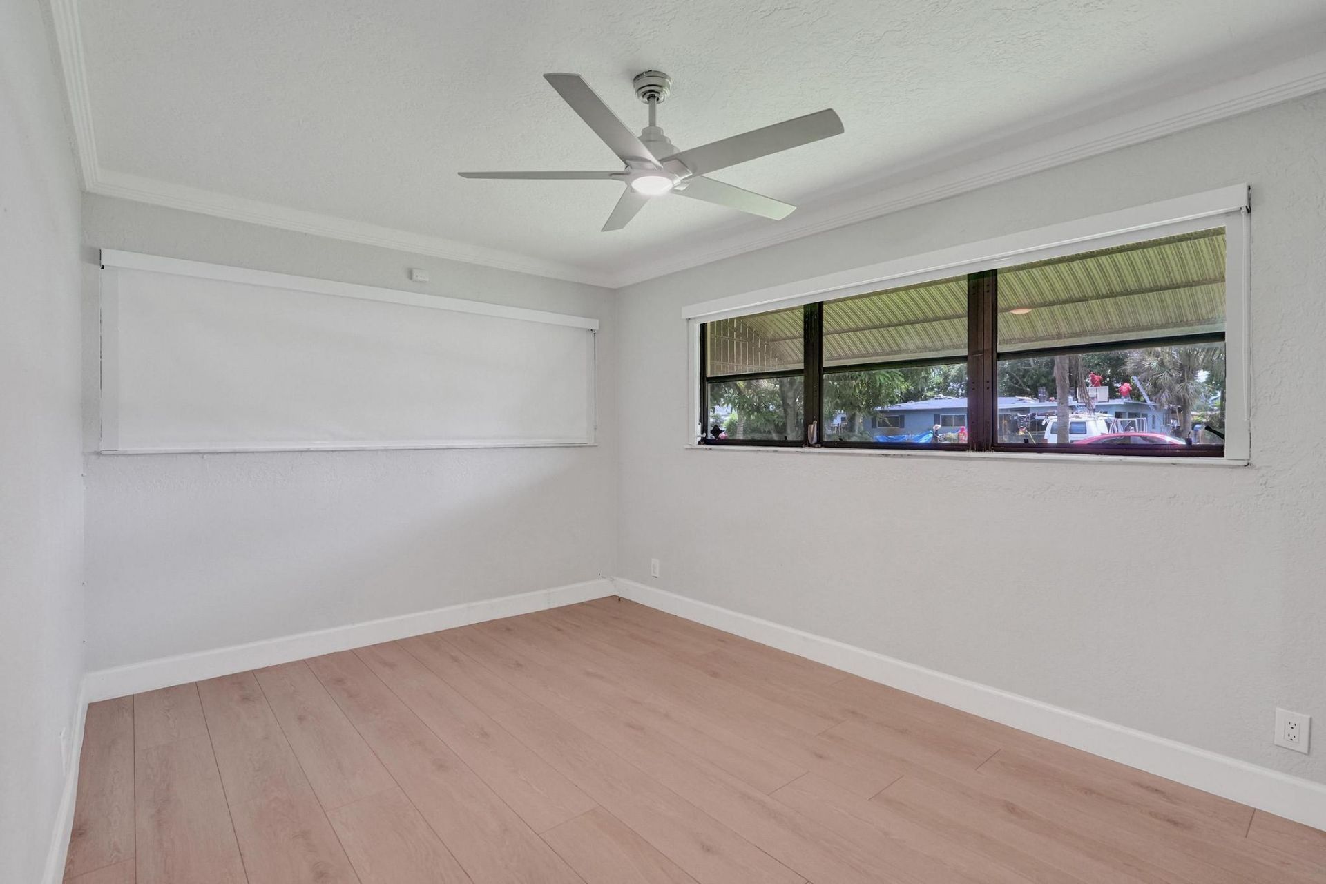 1054 Wyoming Avenue, Fort Lauderdale, FL 33312 Photo