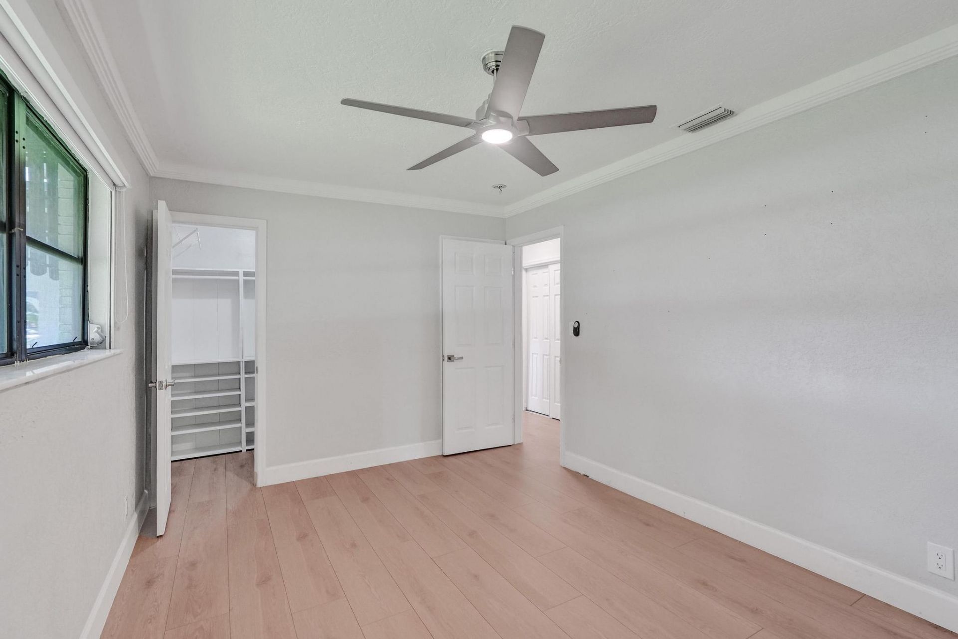 1054 Wyoming Avenue, Fort Lauderdale, FL 33312 Photo