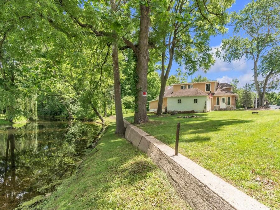 Property Image 37
