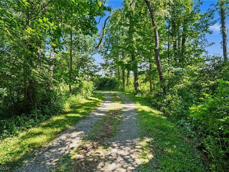 2216 N Medina Line Road , Akron, OH 44333 Photo 42