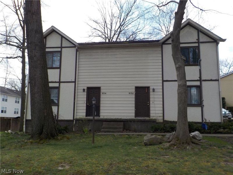 954 Tallmadge Road , Cuyahoga Falls, OH 44221 Photo 1