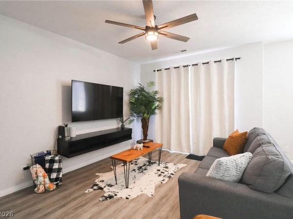 134 Shade Tree Lane, Unit B, Mesquite, NV 89027
